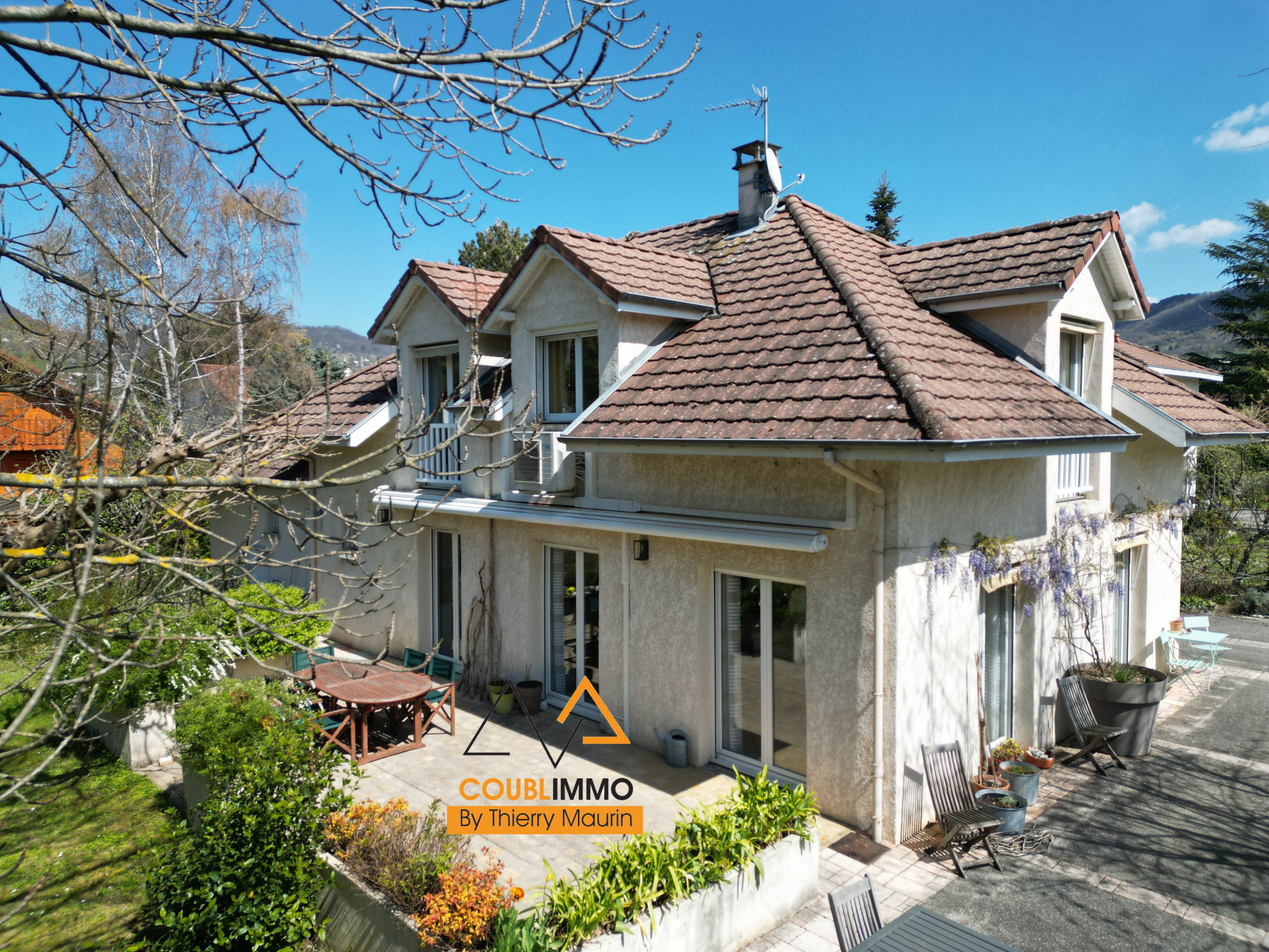 Coublevie le bas, maison récente, au calme,